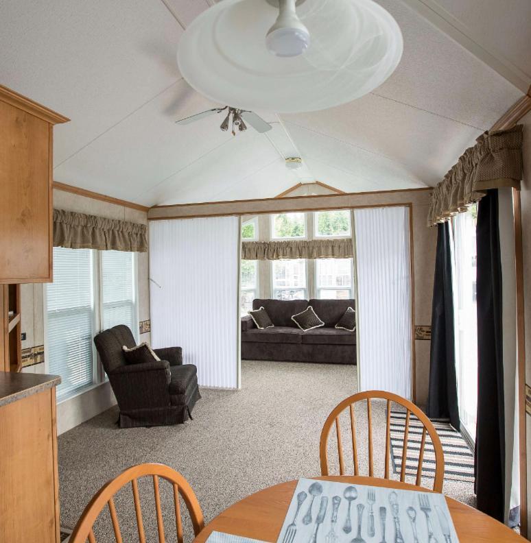 Blind Bay Resort Bagian luar foto